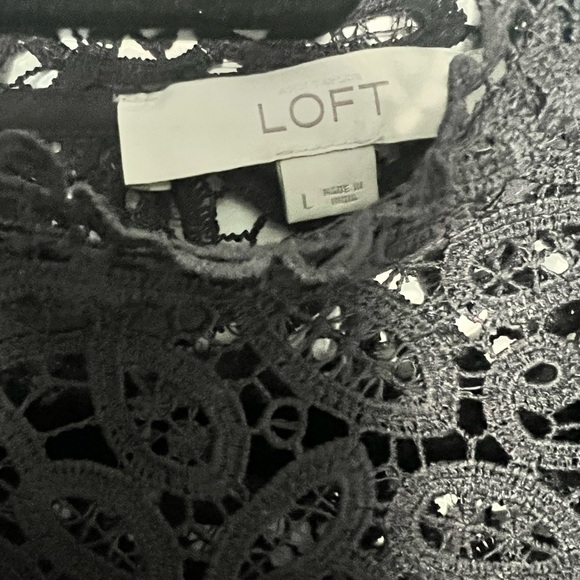 Loft lace grey 3/4 sleeve top - Picture 4 of 6
